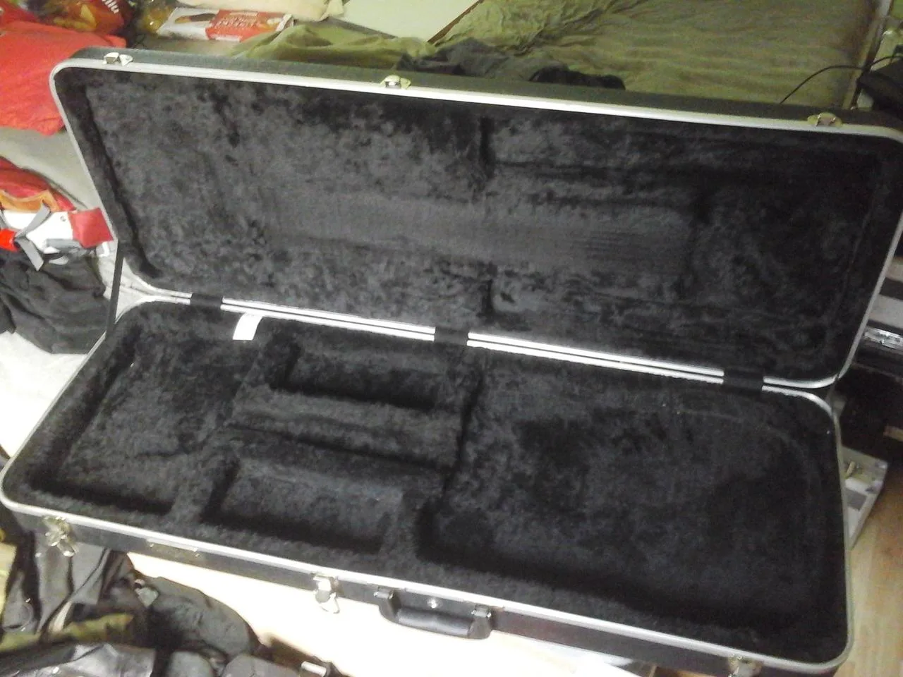 Thomann case na kytaru - plast
