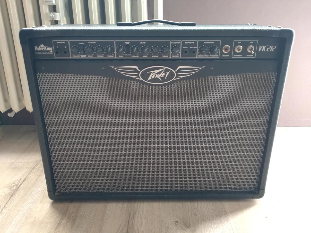 Peavey ValveKing VK212 100W – celolampové kombo 2x12