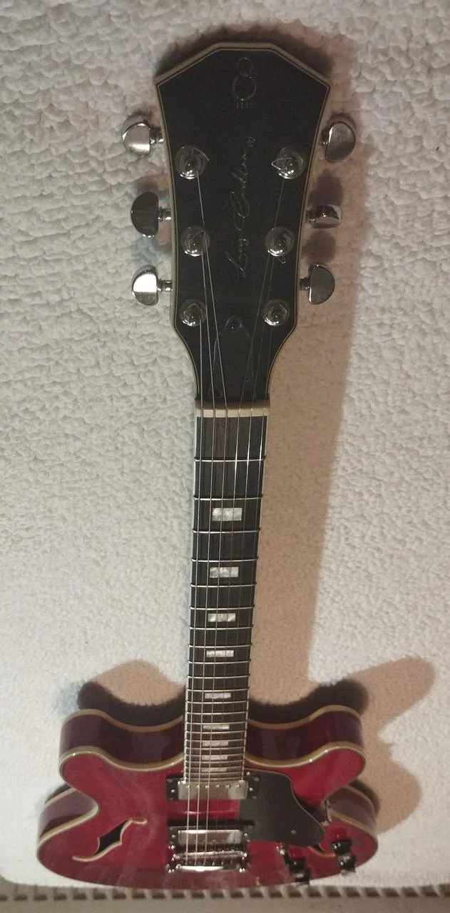 Semi-akustika Sire Larry Carlton H7