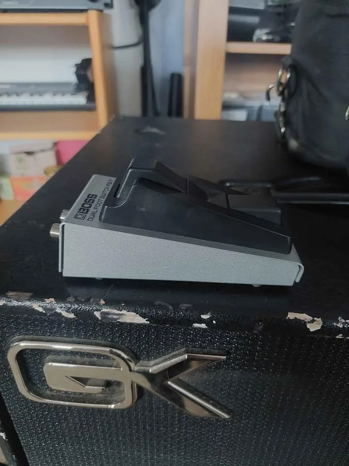 Boss FS-7 Guitar Footswitch Nožní přepínač