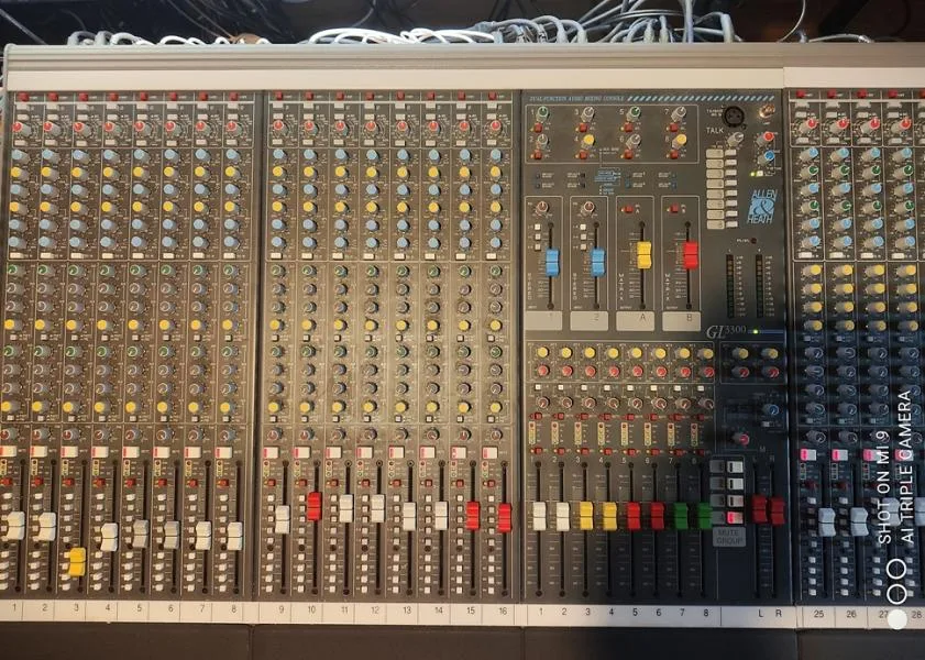 Allen & Heath GL3300 – Allen & Heath GL3300