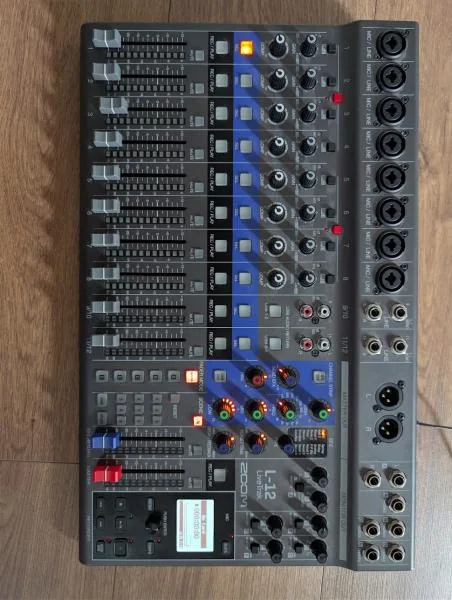 Zoom LiveTrak L-12 – Zoom LiveTrak L-12