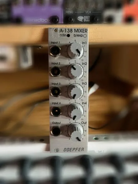 Eurorack modul: Doepfer A-138 Mixer
