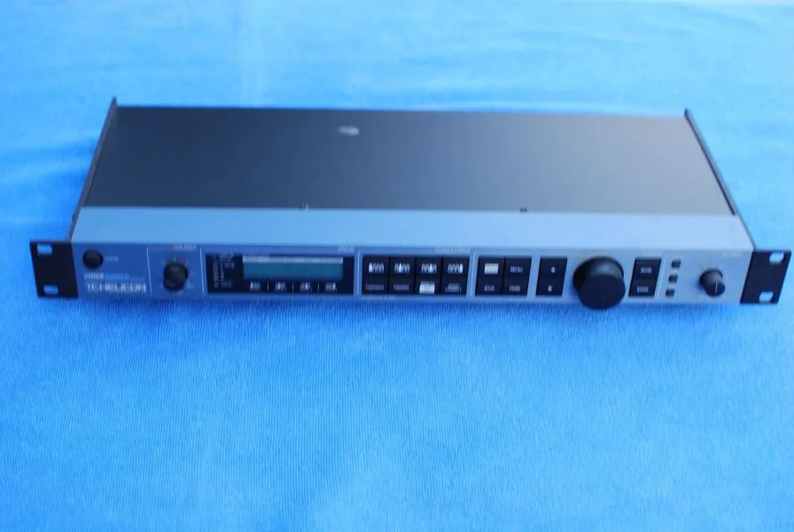 TC Helicon VoiceWorks – Vocoder HELICON VOICEWORKS