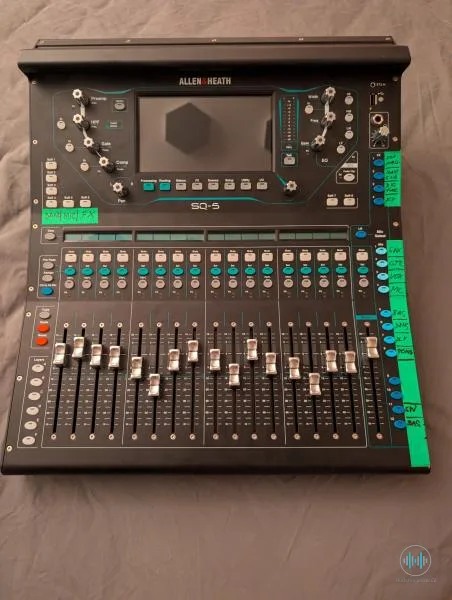 Allen & Heath SQ5 + Waves