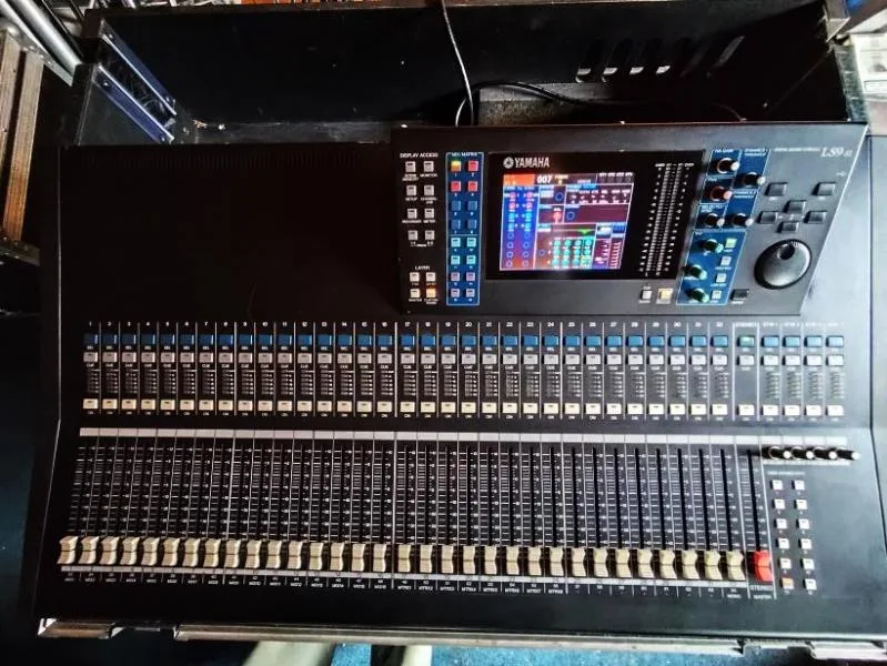 Yamaha LS9/32 – Prodám YAMAHA LS-9/32 vč. case