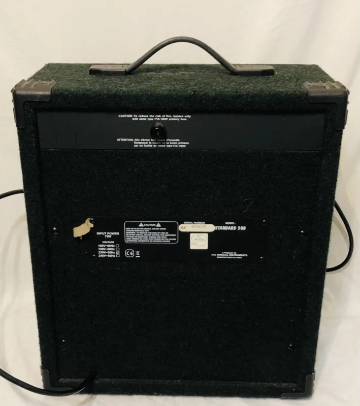 AXL 30B basové kombo