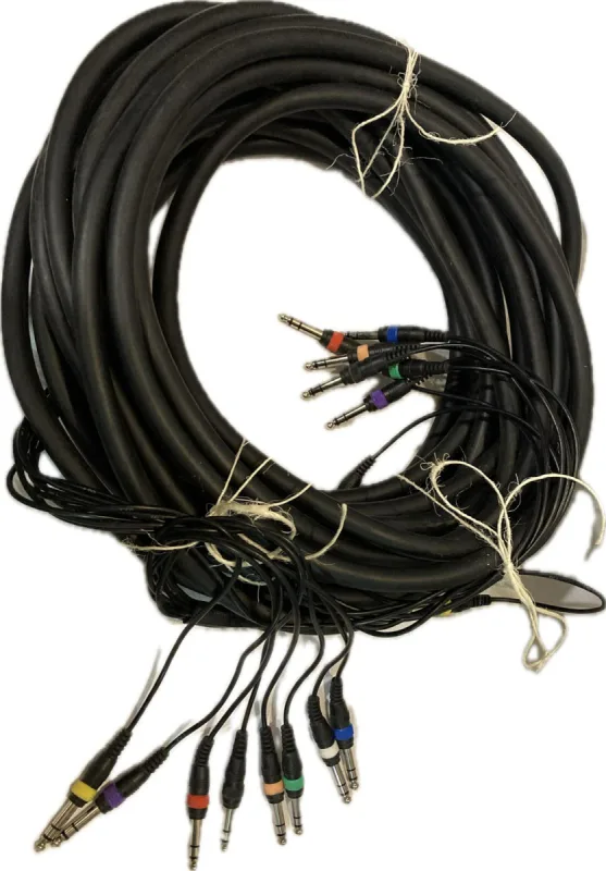 Adam Hall Cables K3L8PP1500