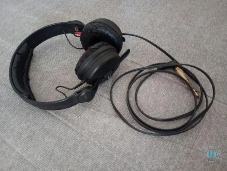 Prodám sluchátka Sennheiser HD25, 70Ohm