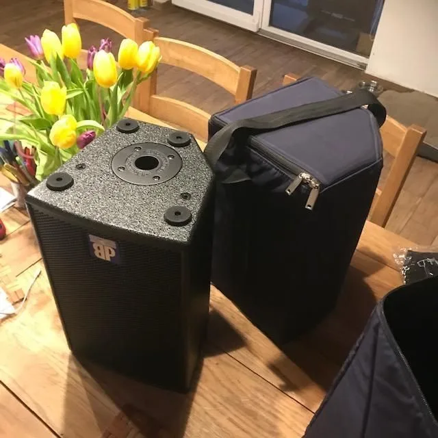 dB Technologies Flexys 8 Aktivní 2p. boxy kvalita bi-amp 200W driver 1" pár