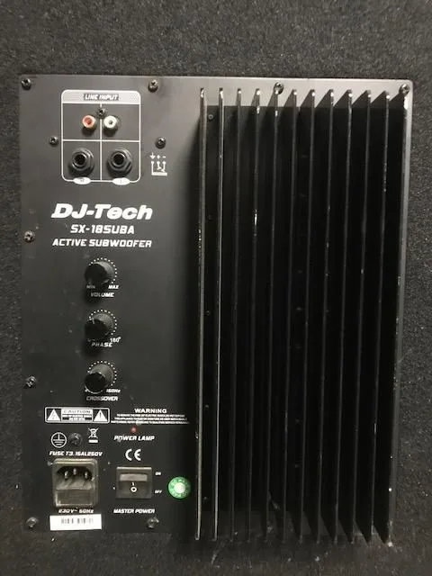 DJ-TECH SX18 SUB A aktivní subbas 18", 126dB, od 45Hz, 400W, díra pro tyč.