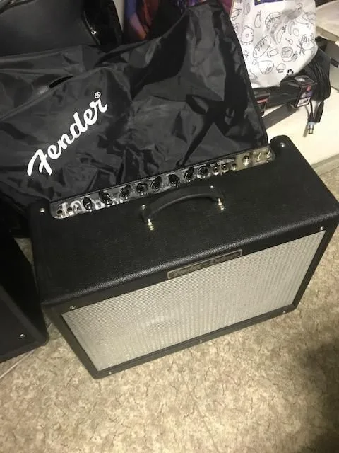 Fender De Luxe Reverb 65W, 2 CHannel, Reverb, 2x12" Repro, zánovní stav