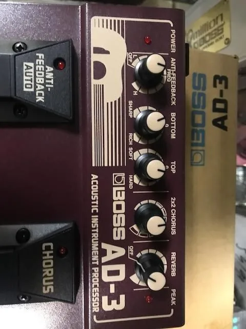 BOSS AD-3 multiefekt pro el. akustické kytary Reverb, chorus, antifeedback