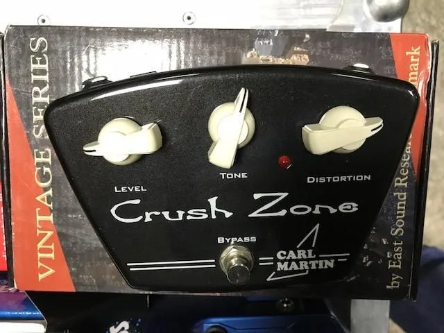 Carl Martin Crush Zone kvalitní vintage distortion s orig. krabičkou