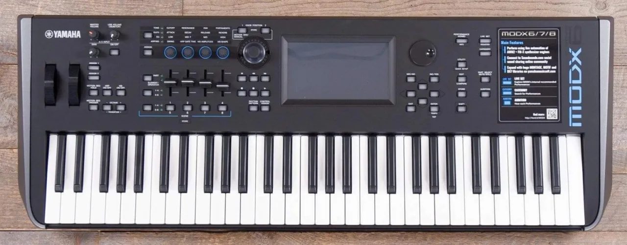 Syntezátor Yamaha MODX 6