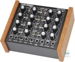 synťák Doepfer Dark Energy MkI