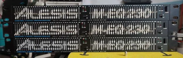 Alesis M-EQ 230