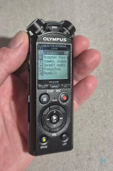 Olympus LS-P4