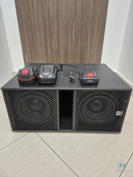 Aktivní subbas 2x8" na baterku