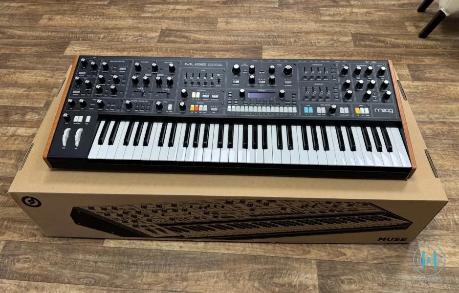 MOOG MUSE - analogový syntezátor