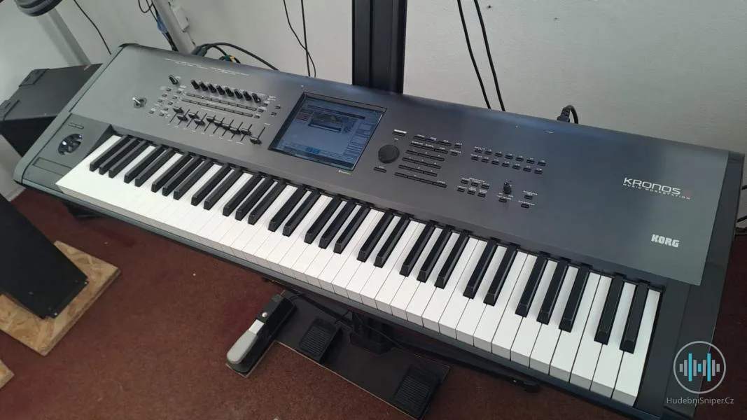 Korg Kronos X 73