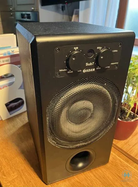 Adam SUB 7
