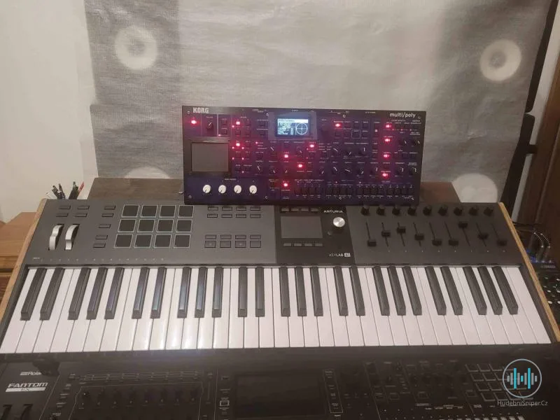 Prodám Korg multi/poly modul a Arturia keylab mk3 61 Midi