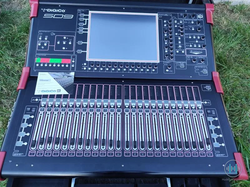 DiGiCo SD9 Core 2 + case + Waves + D2 Rack