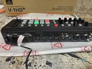 Roland V-1HDplus