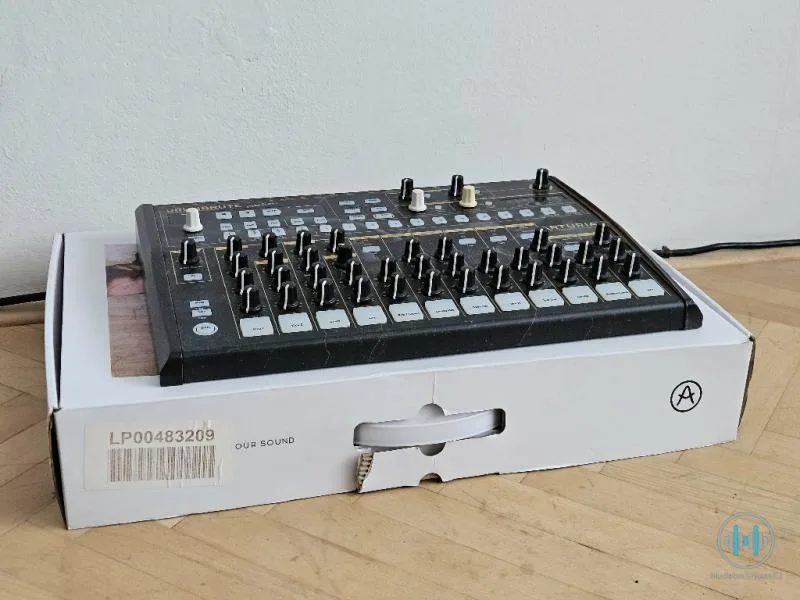 Arturia DrumBrute (Creation Edition)