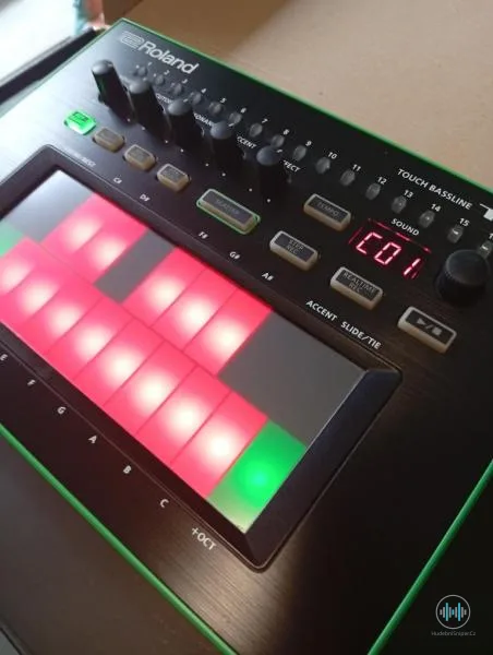 Roland TB-3