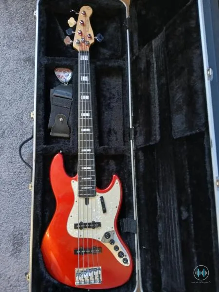 Baskytara Marcus Miller V7 Alder -5