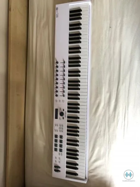 MIDI klávesy ARTURIA KeyLab Essential 88
