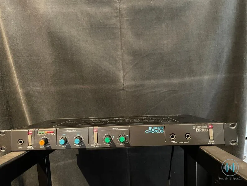 Boss CE-300 Super Chorus
