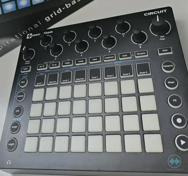 Novation circuit + decksaver +Midi