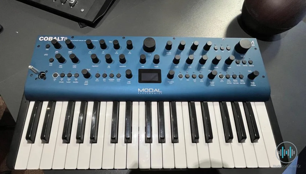 Modal Cobalt8
