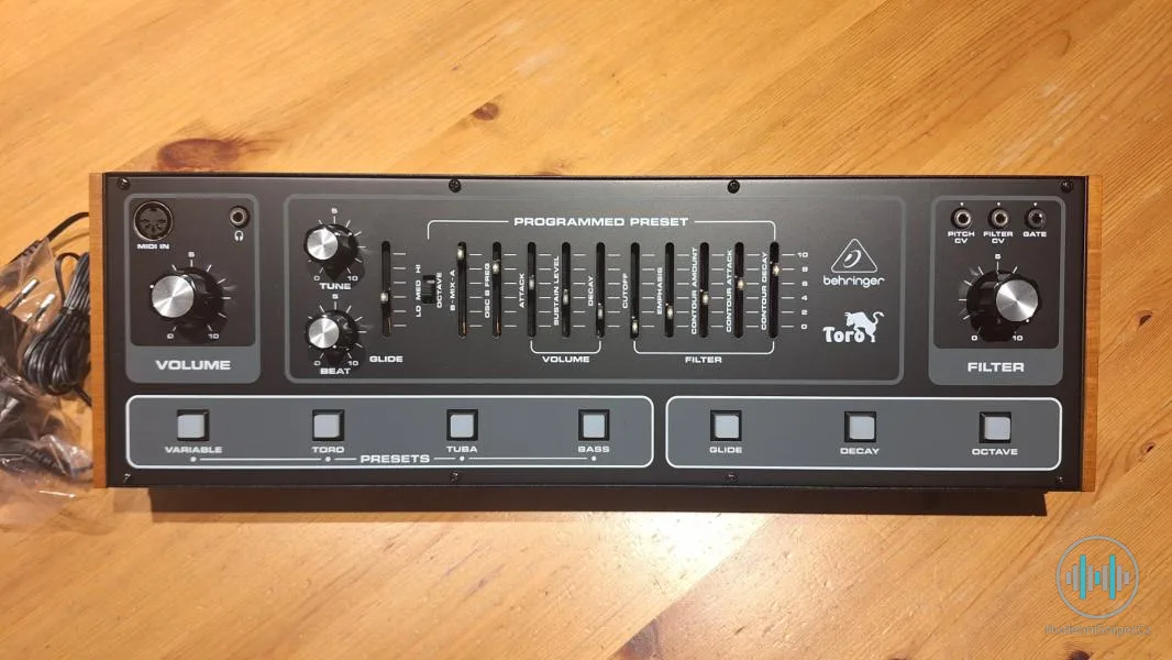 Behringer Toro – stav nového kusu (záruka 3 roky Kytary.cz)
