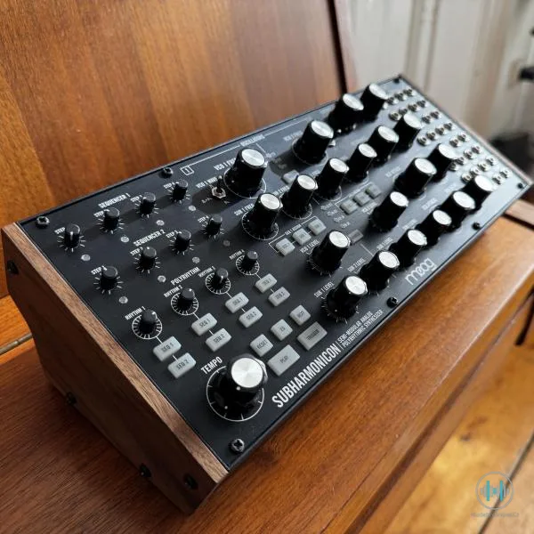MOOG Subharmonicon