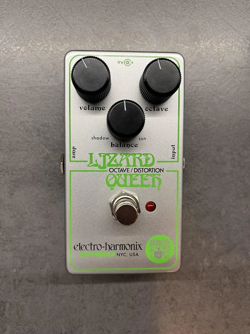 EHX Lizzard Queen fuzz (feat. JHS)