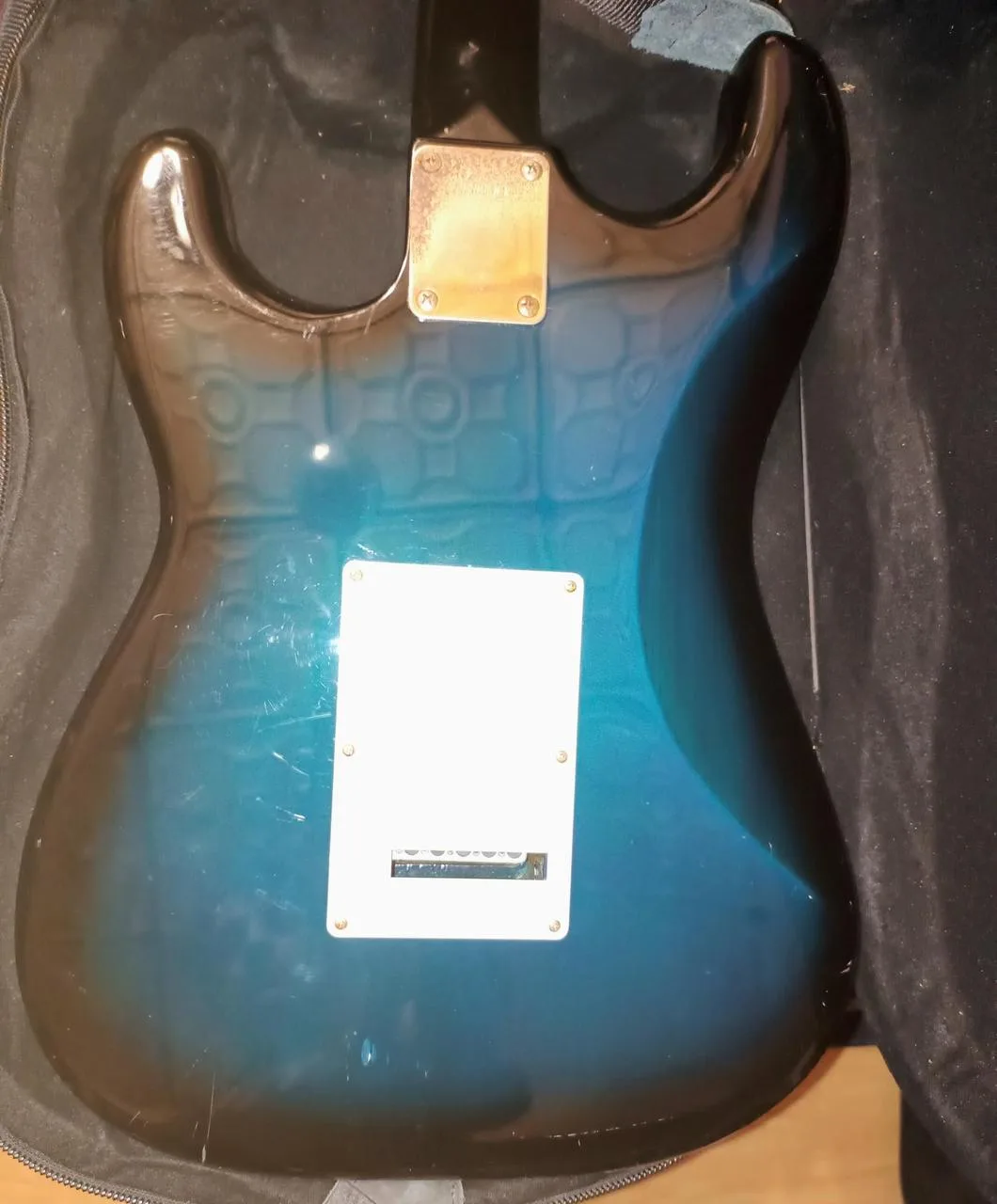 FERNANDES  Stratocaster