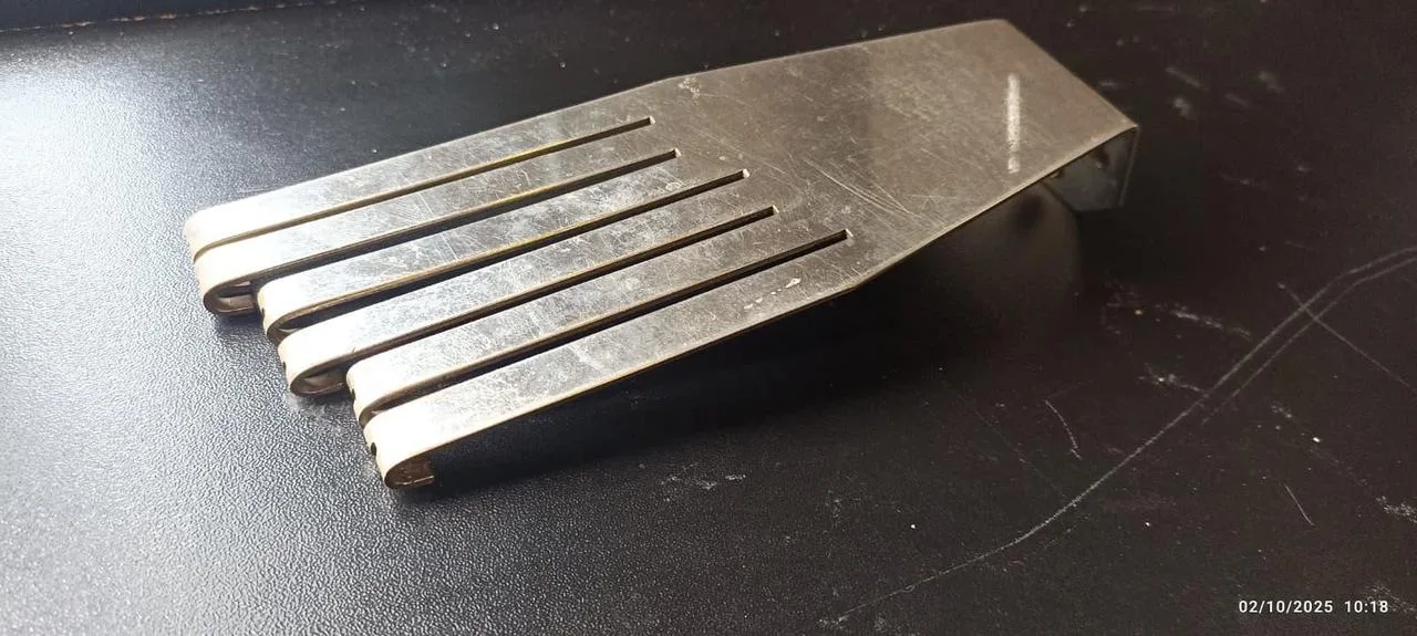 Struník z kytary Jolana Diskant 1, 1965 rok.