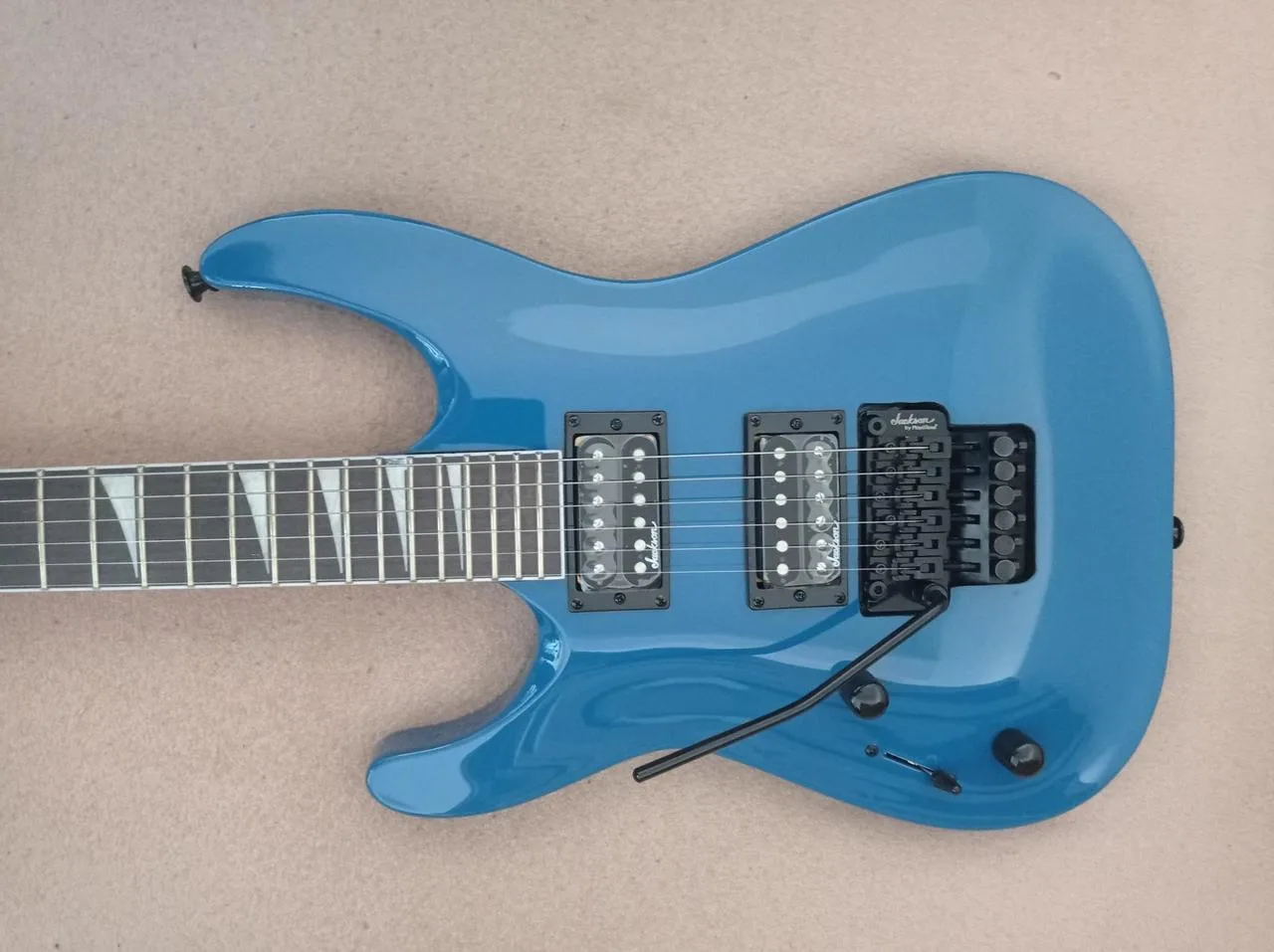 Jackson JS32 Dinky Arch Top LH RW BBL