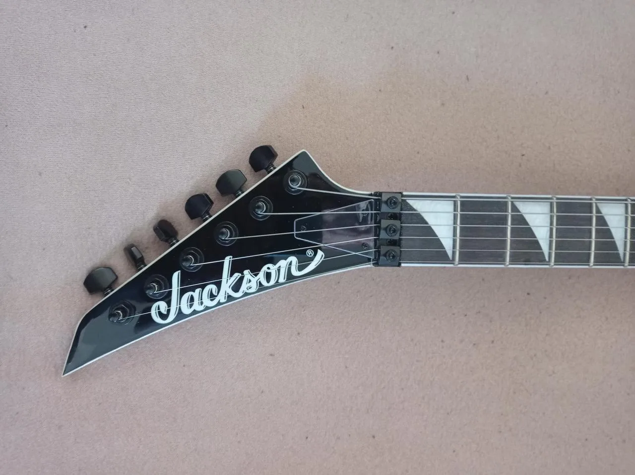 Jackson JS32 Dinky Arch Top LH RW BBL