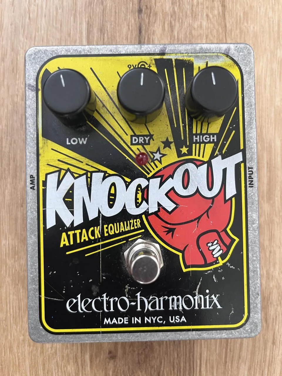 Electro-Harmonix Knockout Attack Equalizer