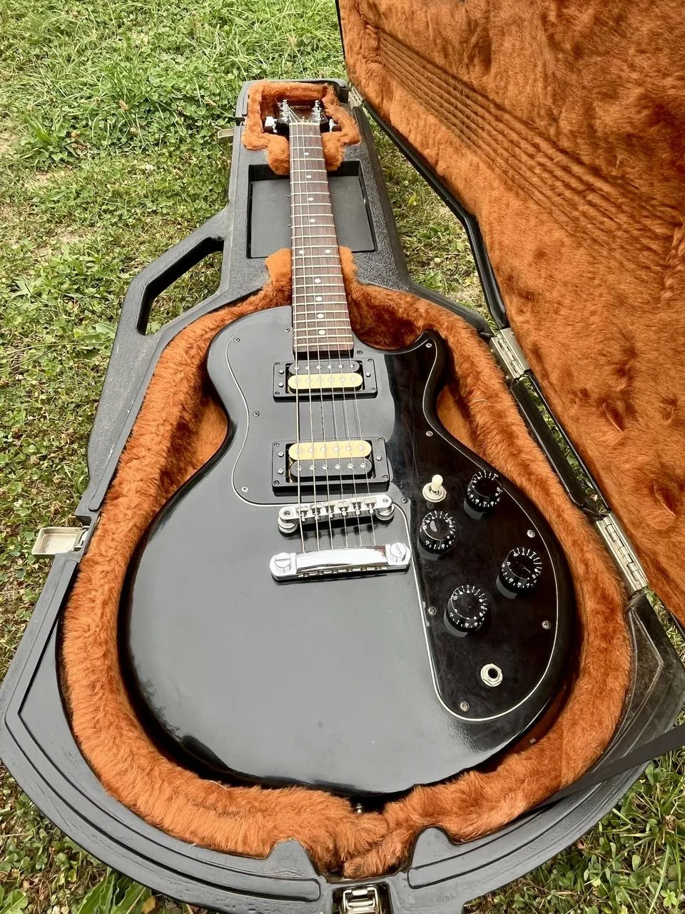 GIBSON SONEX 180 DELUXE  (1980/1981)