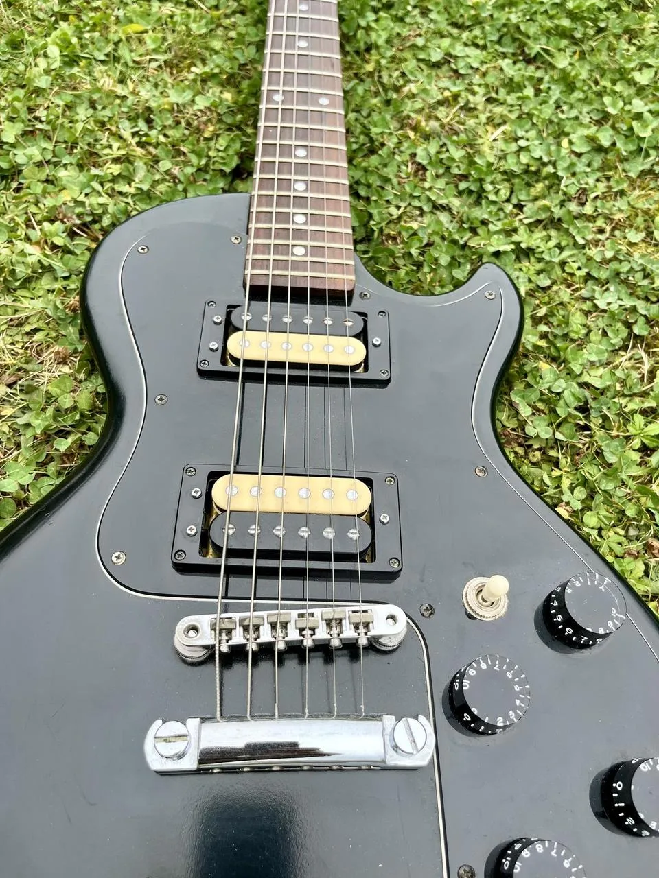 GIBSON SONEX 180 DELUXE  (1980/1981)