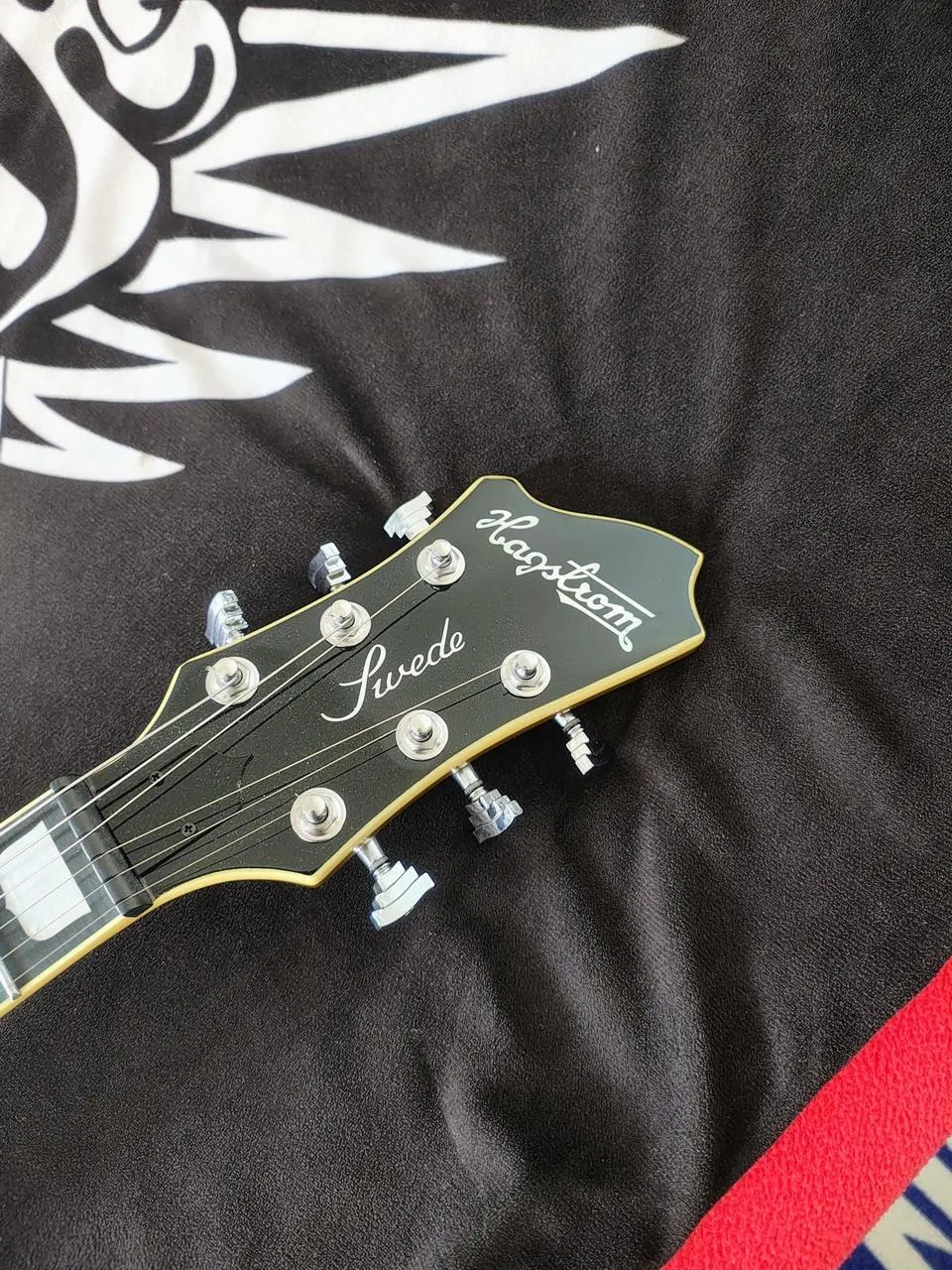 Hagstrom Swede Gold