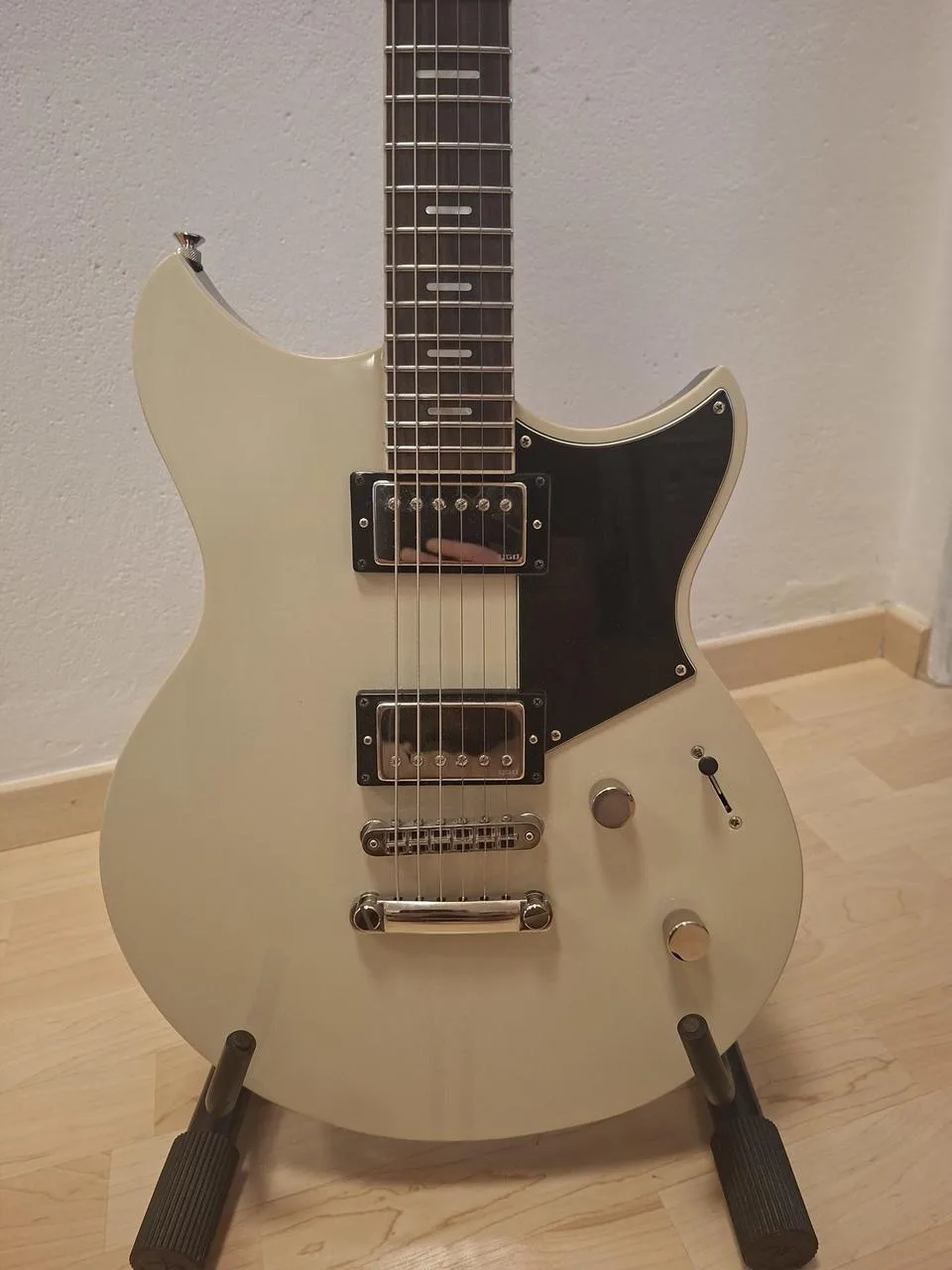 Yamaha Revstar RSS20 Vintage White