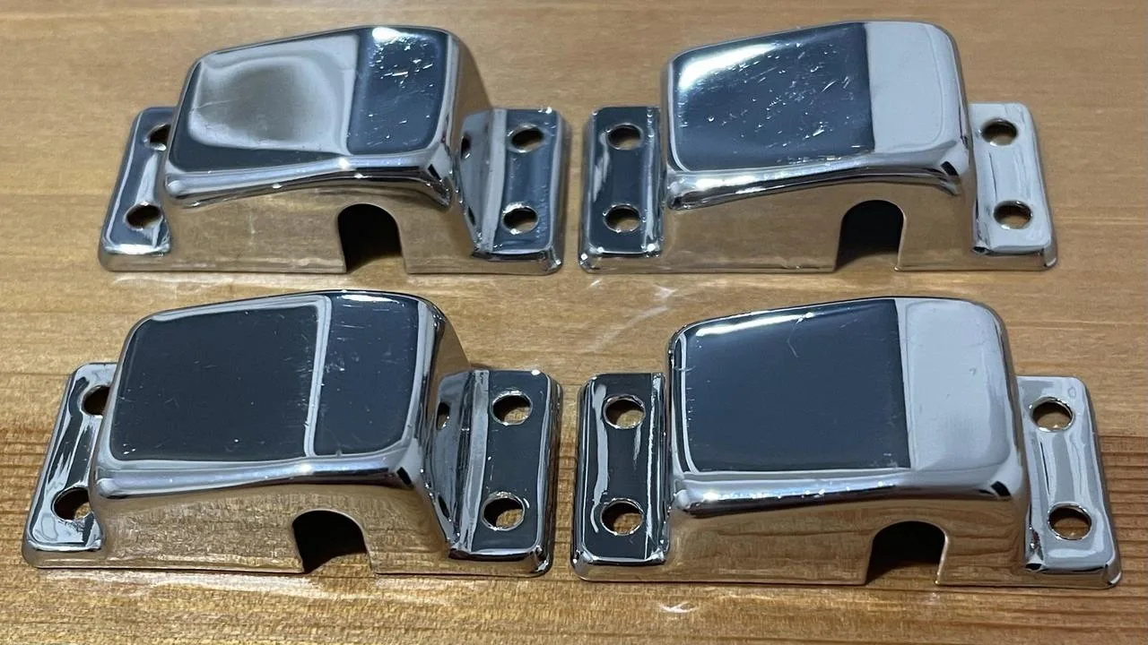 Krytky na mechaniky 4L