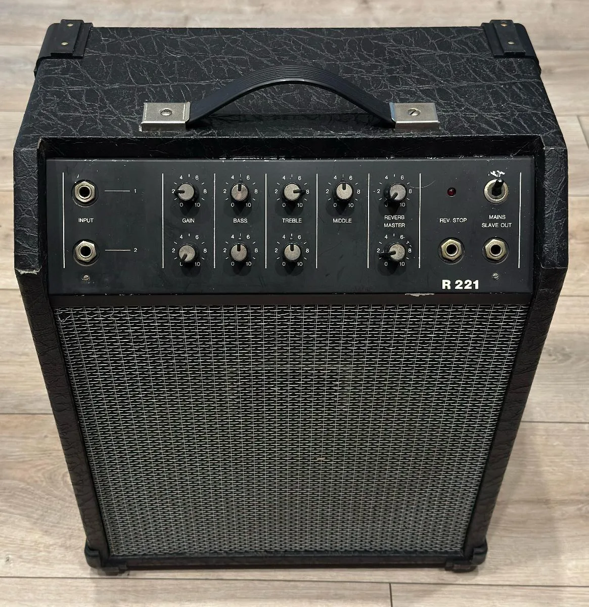 Regent R221 - kombo 30W